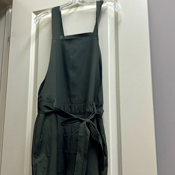 Olive Green Jumpsuit, Medium - Picture 6 of 6